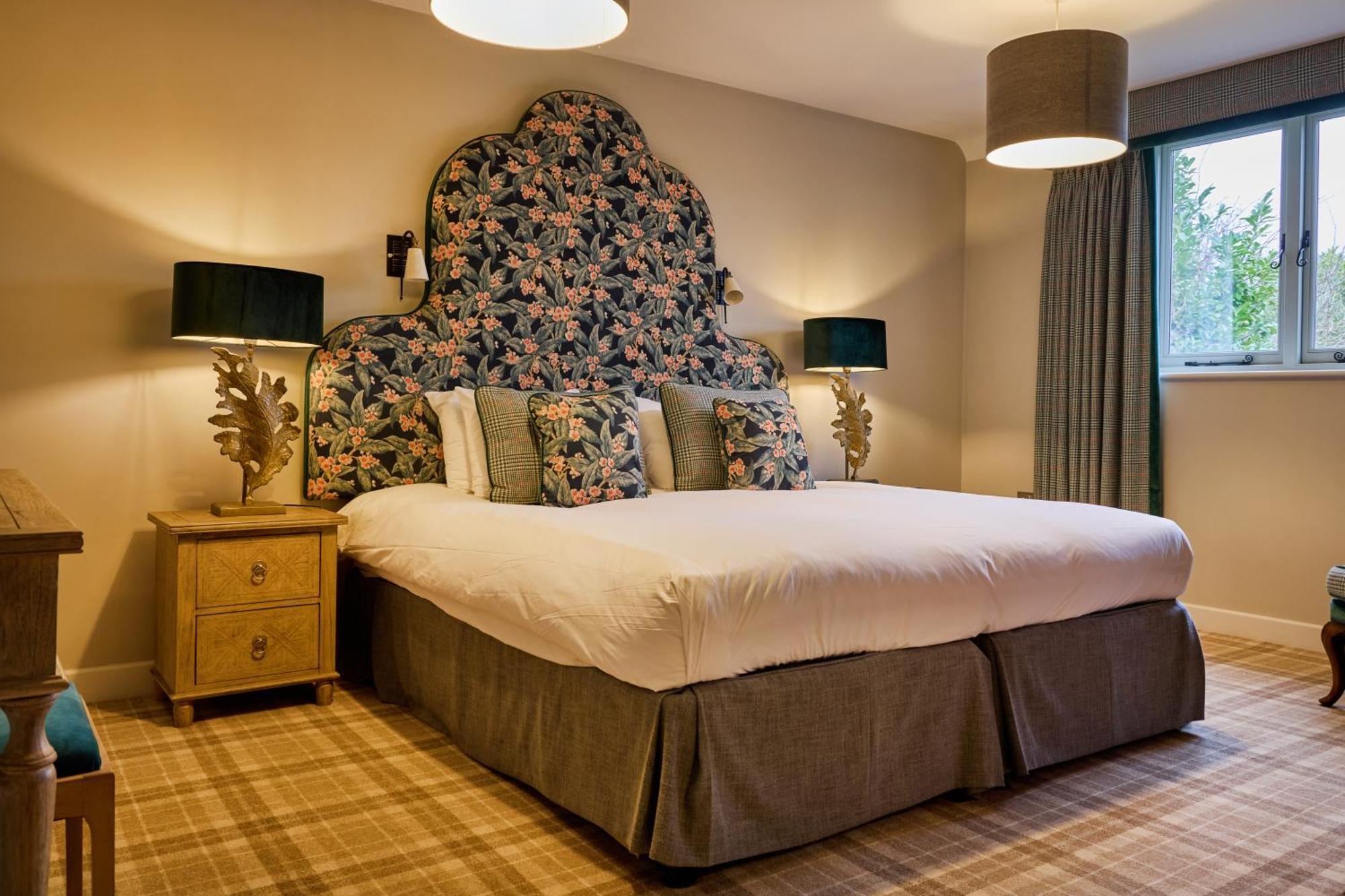 ホテル The Harcourt Arms Stanton Harcourt 部屋 写真 A bedroom at The Old parsonage