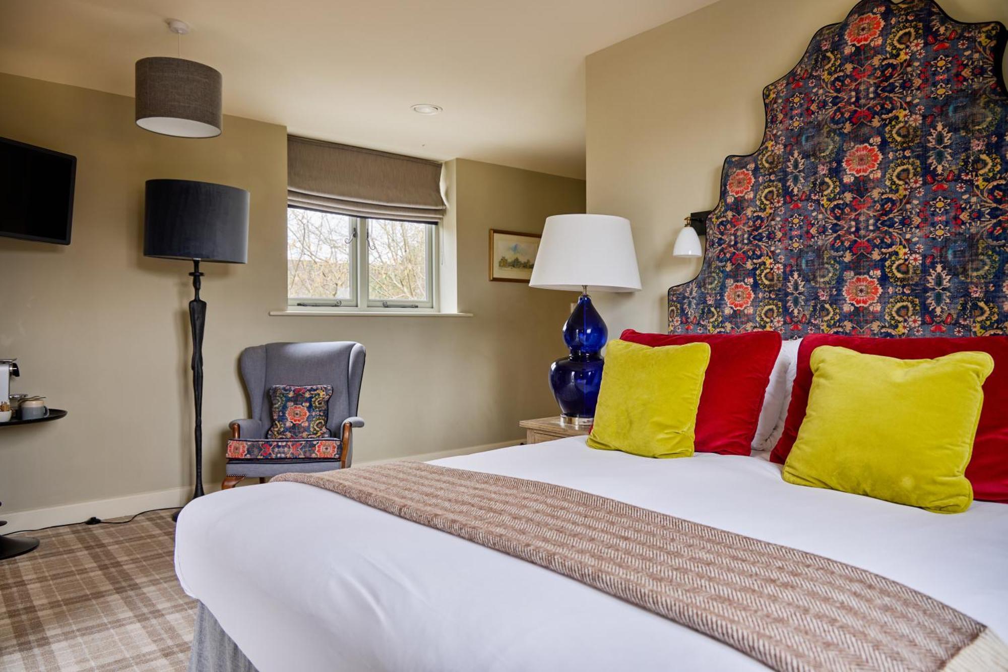 ホテル The Harcourt Arms Stanton Harcourt 部屋 写真 A bedroom at The Old parsonage